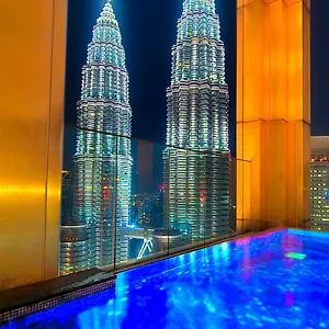 Crown Tropicana Klcc Center Apartment